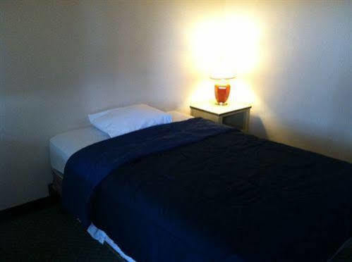 Airport Lodge Waukesha Eksteriør billede